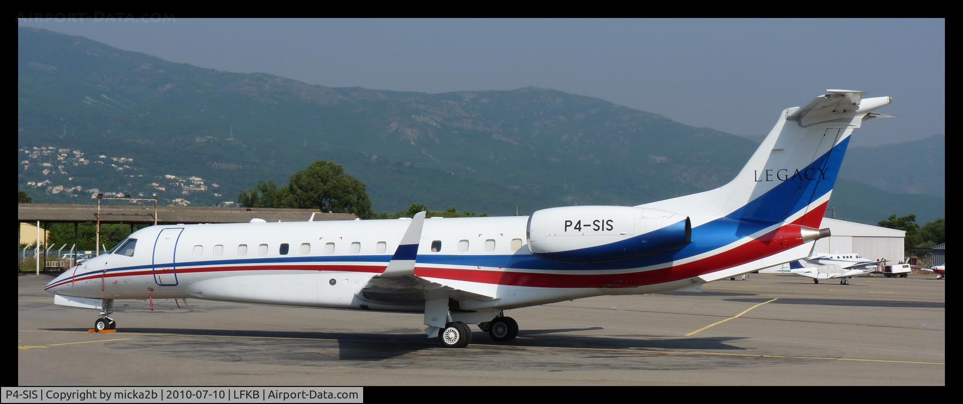 P4-SIS, Embraer EMB-135BJ Legacy C/N 14500586, Parked.