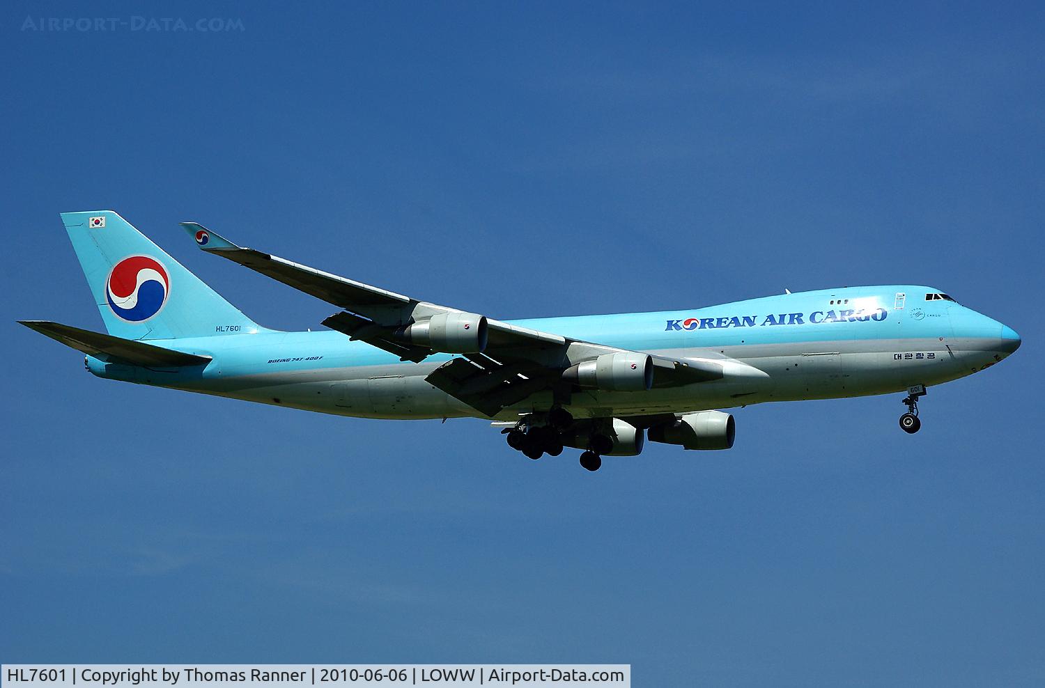 HL7601, 2004 Boeing 747-4B5F/SCD C/N 33949, Korean Air Boeing 747