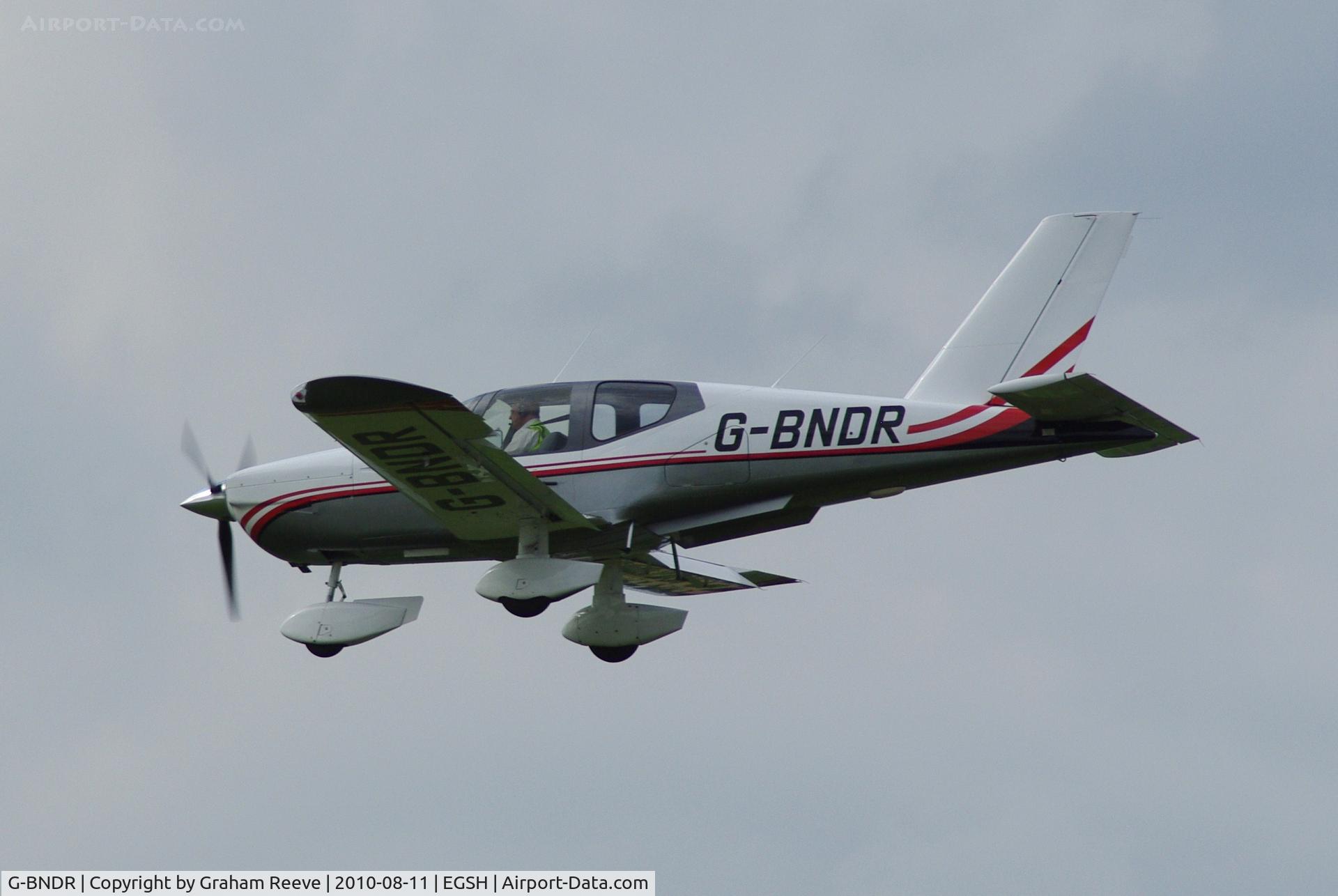 G-BNDR, 1987 Socata TB-10 Tobago C/N 740, Landing at Norwich.