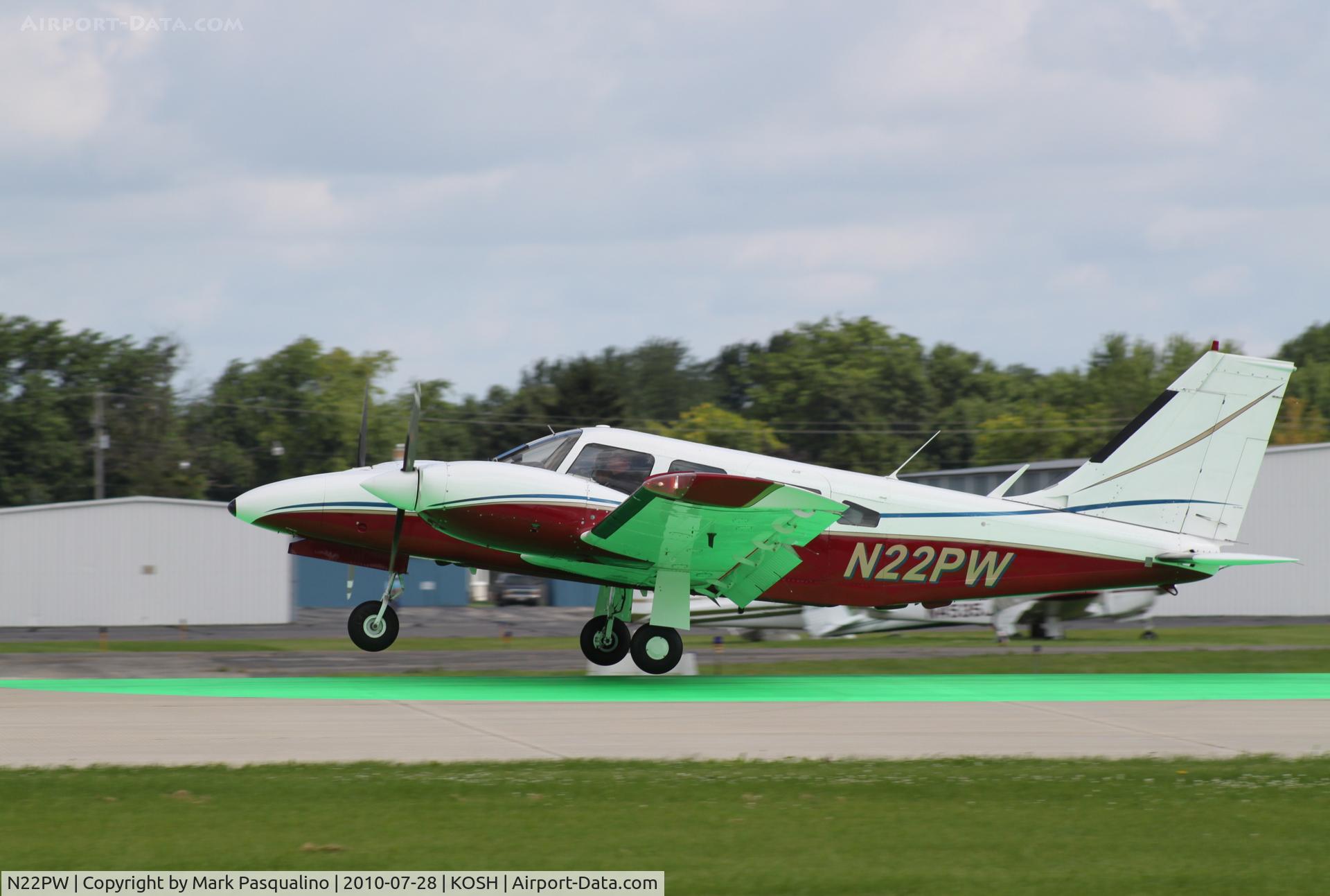 N22PW, 1975 Piper PA-34-200T Seneca II C/N 34-7570144, Piper PA-34-200T