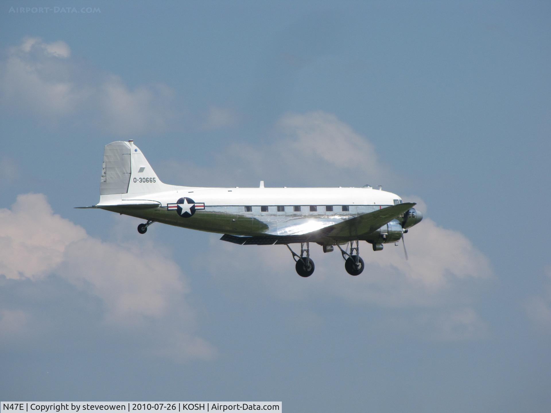 N47E, 1943 Douglas DC-3C (C-47A-60-DL) C/N 13816, Prt of Mass arv of over 20 DC-3's EAA Oshkosh2010