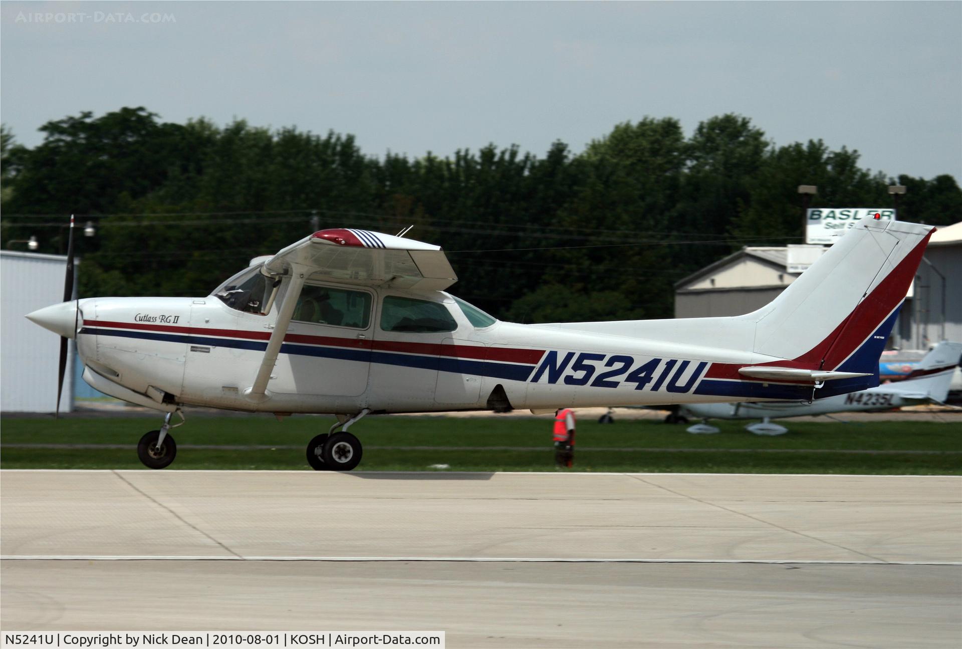 N5241U, 1980 Cessna 172RG Cutlass RG C/N 172RG0295, KOSH