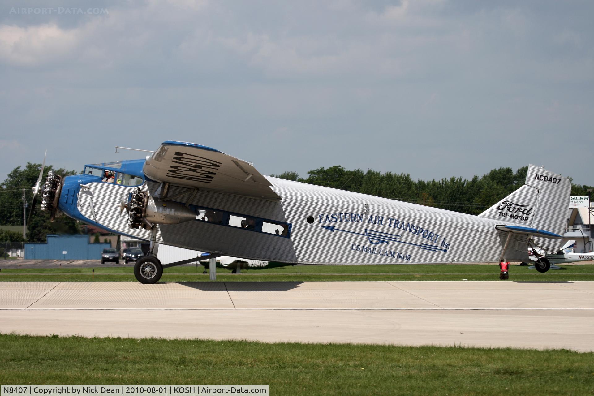 N8407, 1929 Ford 4-AT-E Tri-Motor C/N 69, KOSH