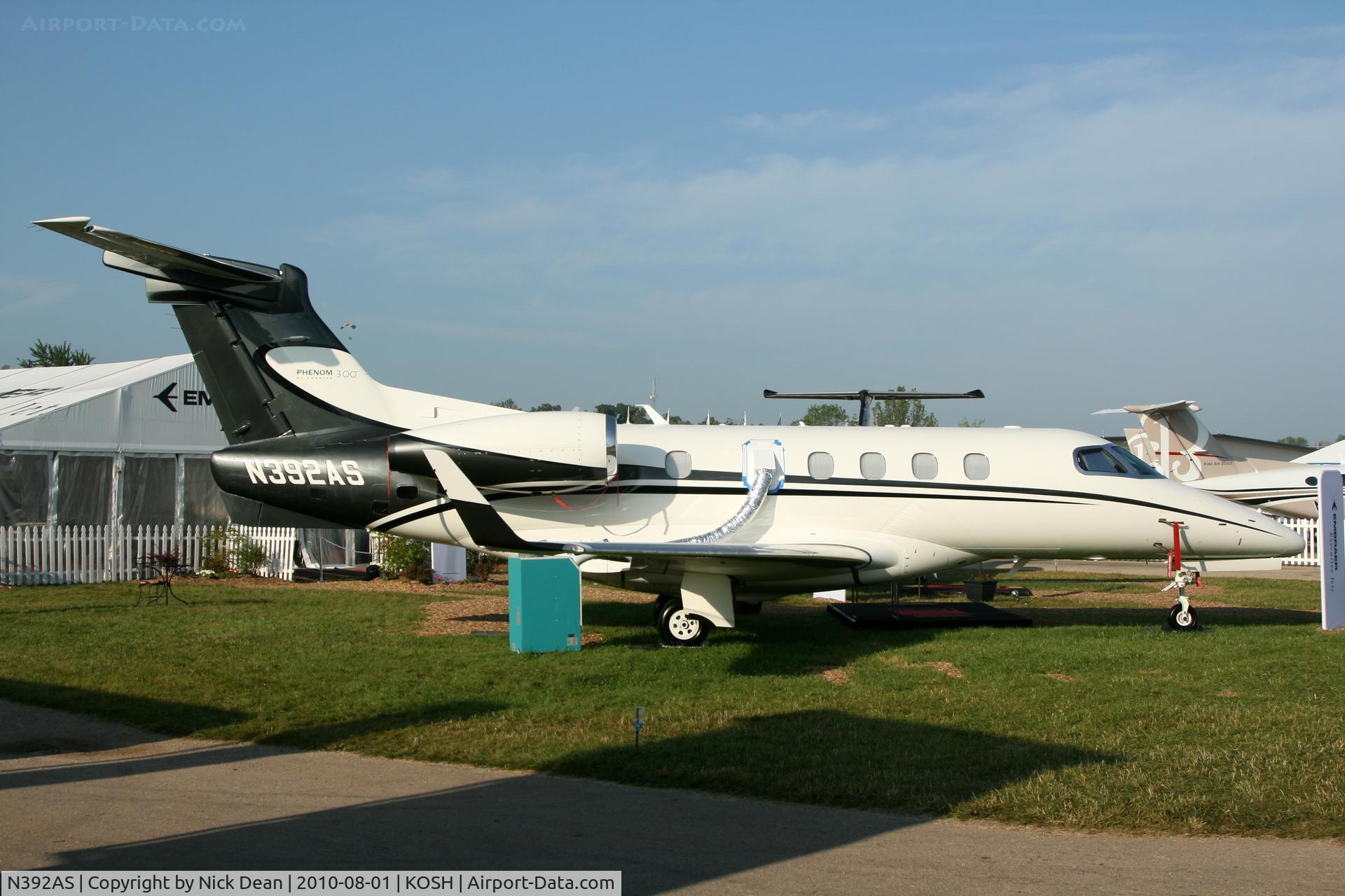 N392AS, 2010 Embraer EMB-505 Phenom 300 C/N 50500009, KOSH