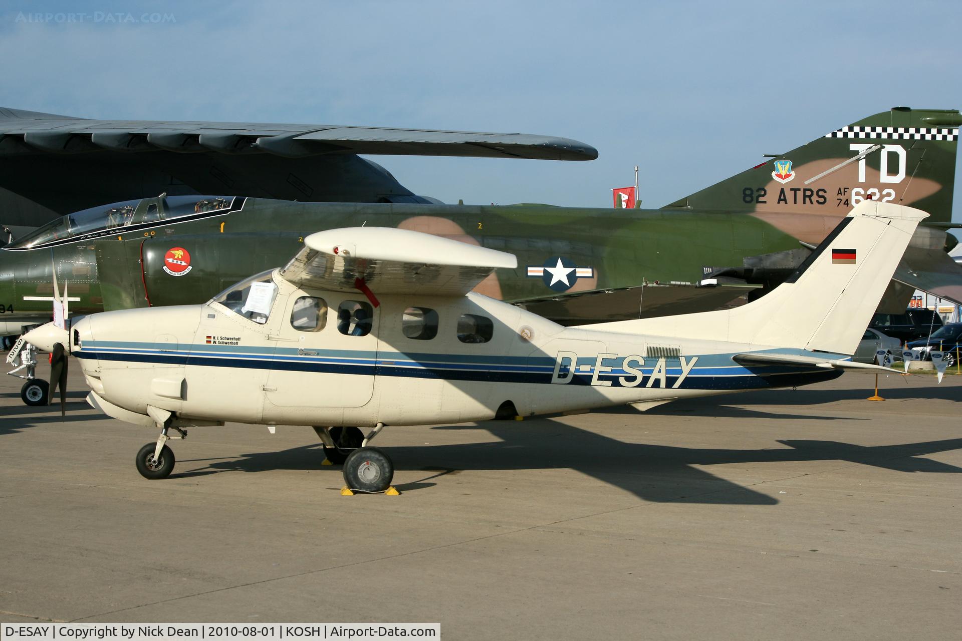 D-ESAY, 2003 Cessna P210N Pressurised Centurion C/N P21000629, KOSH