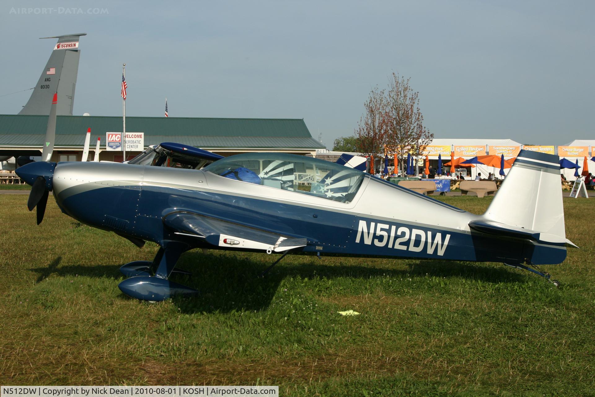 N512DW, 1996 Extra EA-300/L C/N 019, KOSH