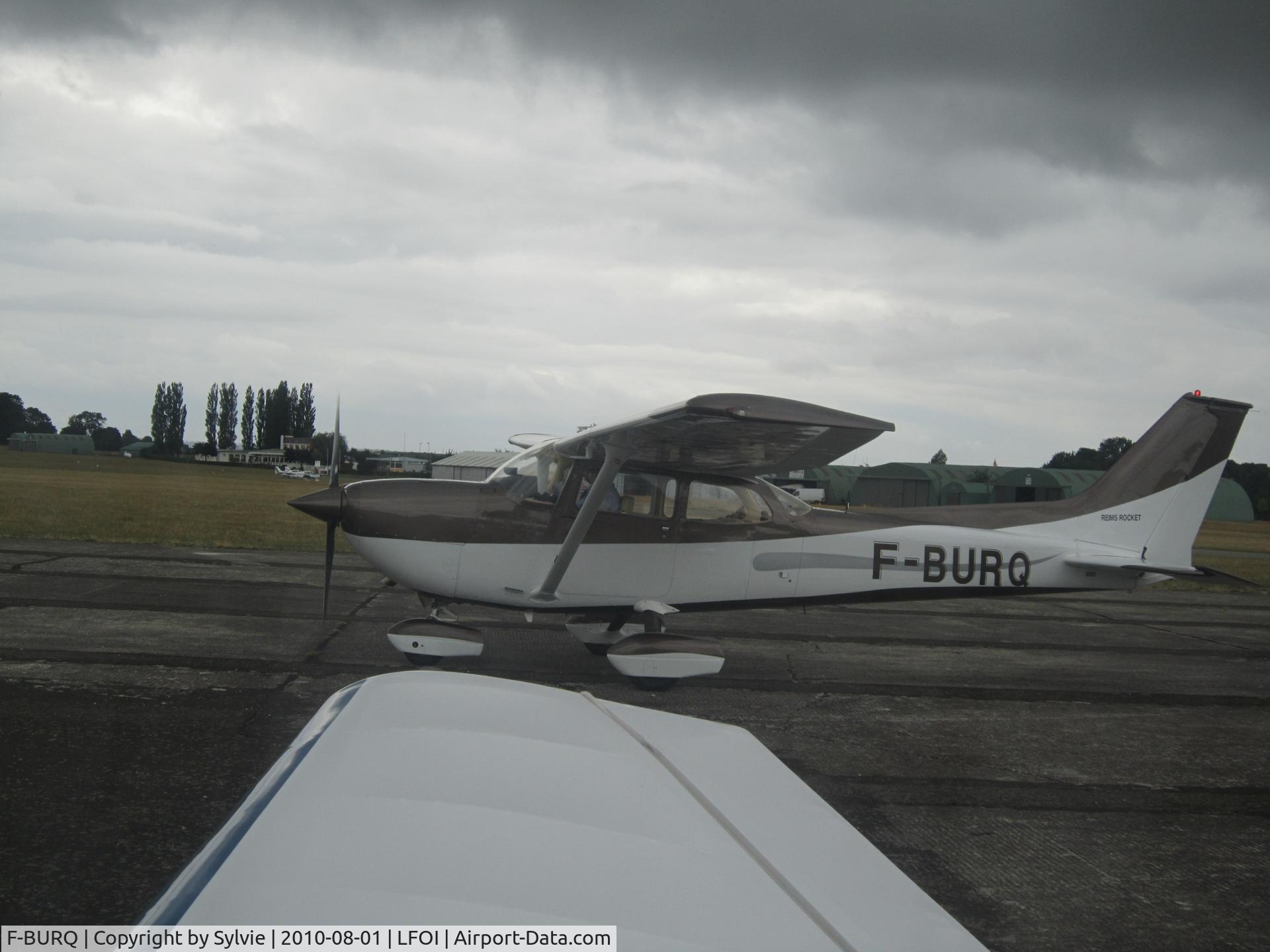 F-BURQ, Reims FR172J Reims Rocket C/N 0451, Point fixe