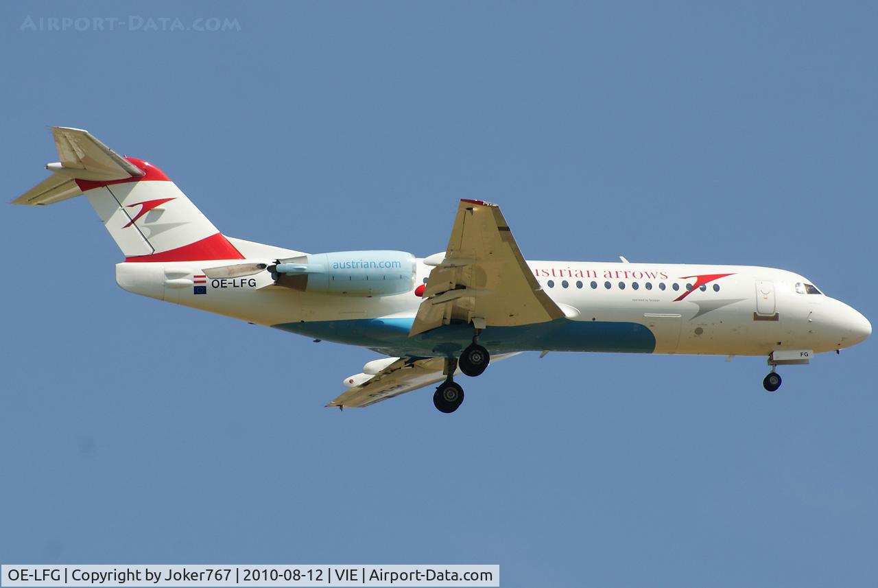 OE-LFG, 1995 Fokker 70 (F-28-0070) C/N 11549, Austrian arrows