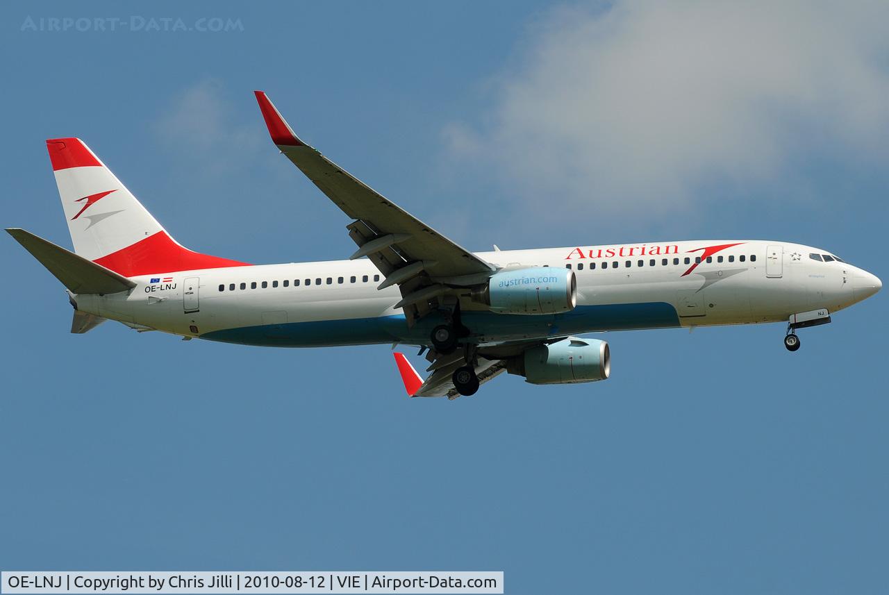 OE-LNJ, 1998 Boeing 737-8Z9 C/N 28177, AUA
