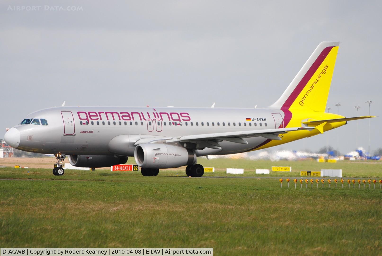 D-AGWB, 2006 Airbus A319-111 C/N 2833, GermanWings lining up r/w 28