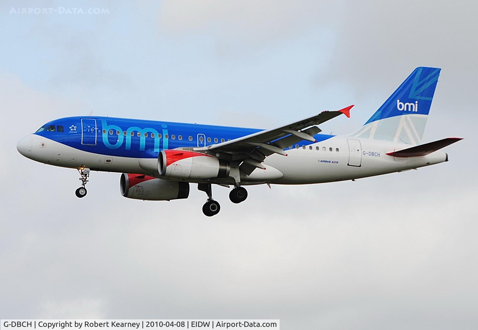 G-DBCH, 2006 Airbus A319-131 C/N 2697, BMI on short finals