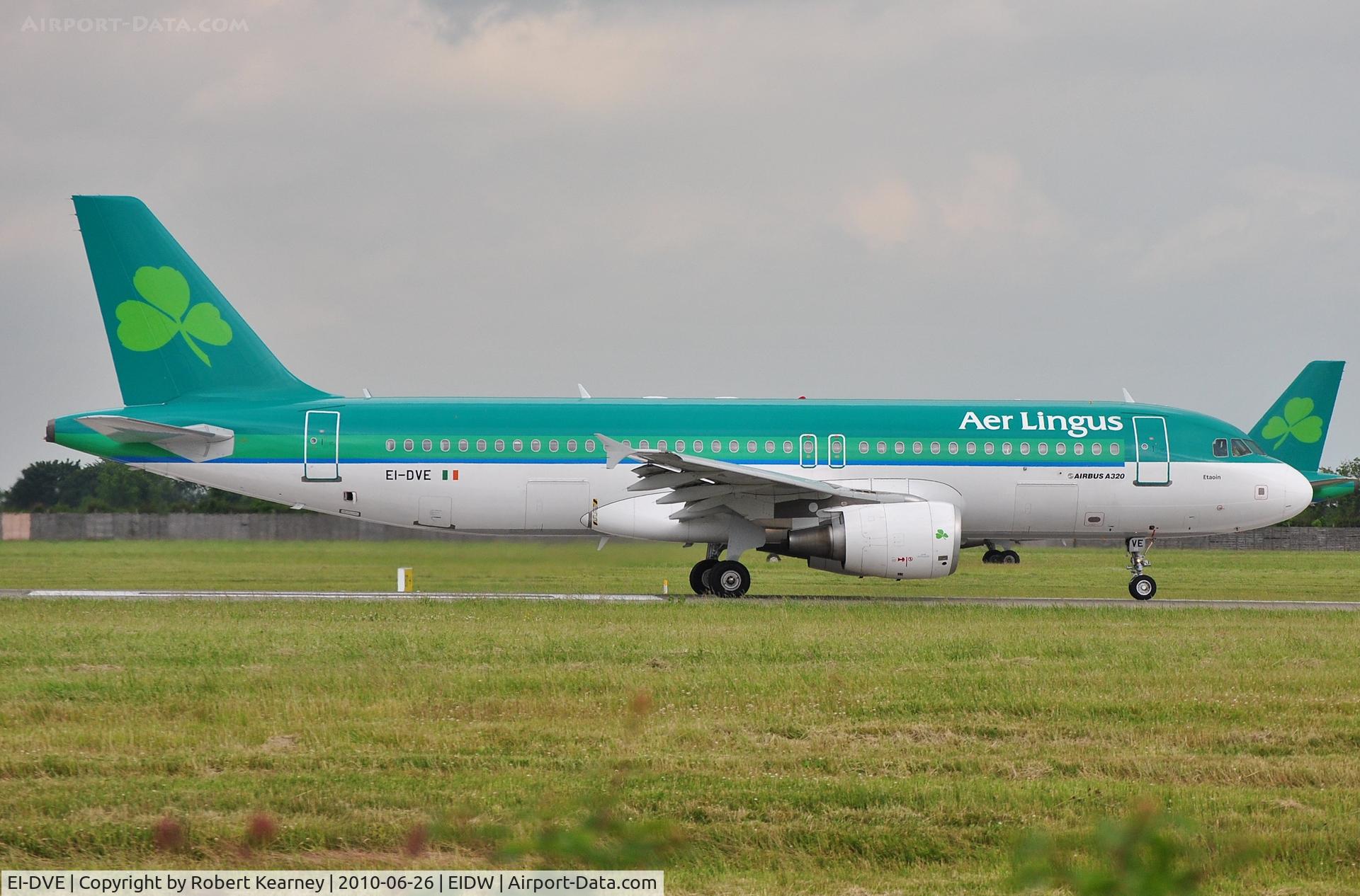EI-DVE, 2007 Airbus A320-214 C/N 3219, Aer Lingus lining up r/w 10