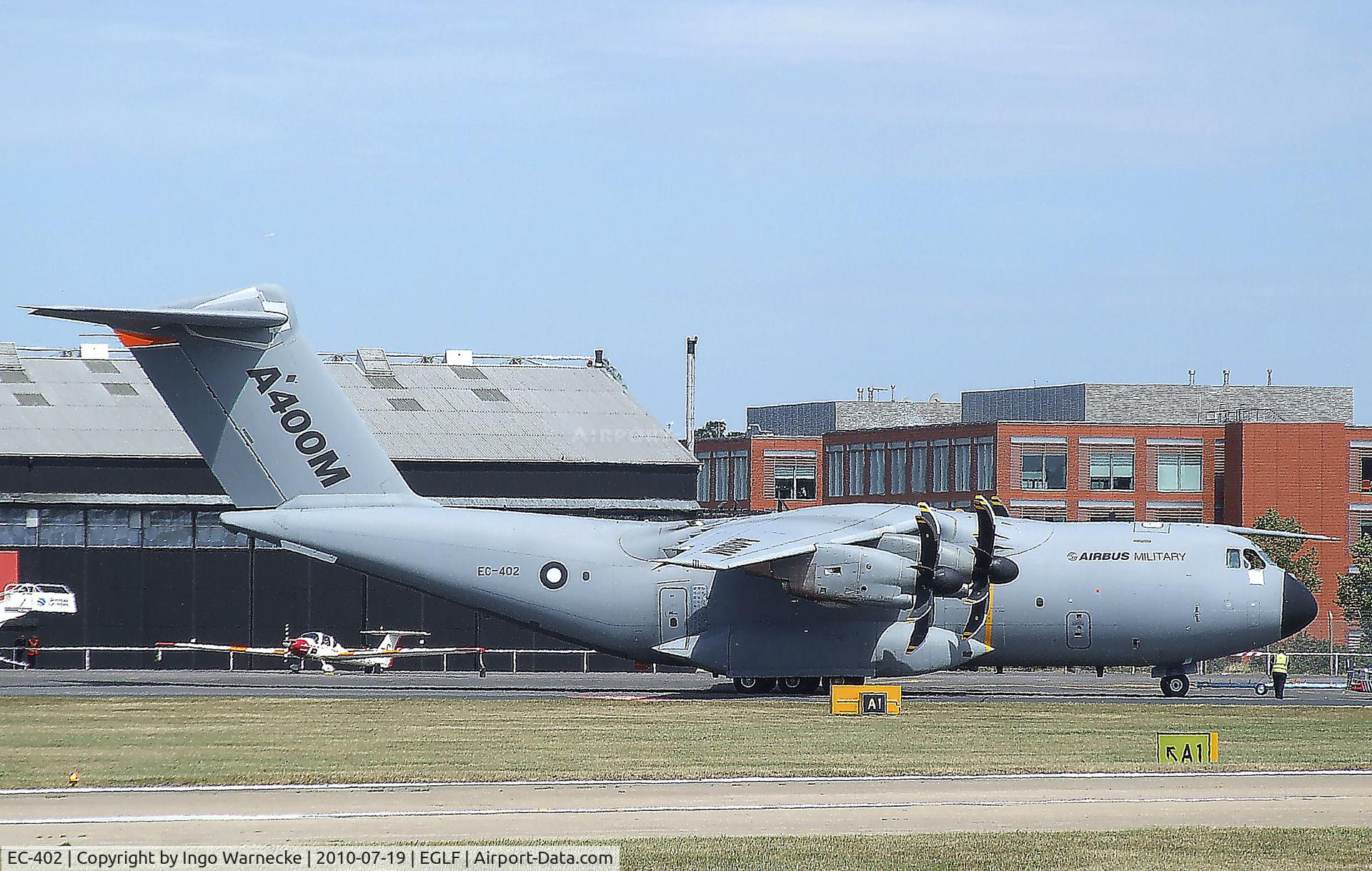 EC-402, 2010 Airbus A400M Atlas C/N 002, Airbus A400M second prototype being readied for the flying display at Farnborough International 2010