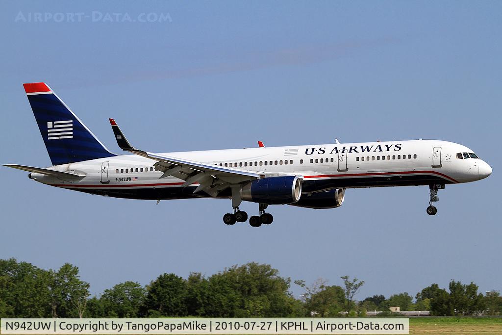 N942UW, 1995 Boeing 757-2B7 C/N 27807, US Airways 'Heavy' touching down on 9R at PHL
