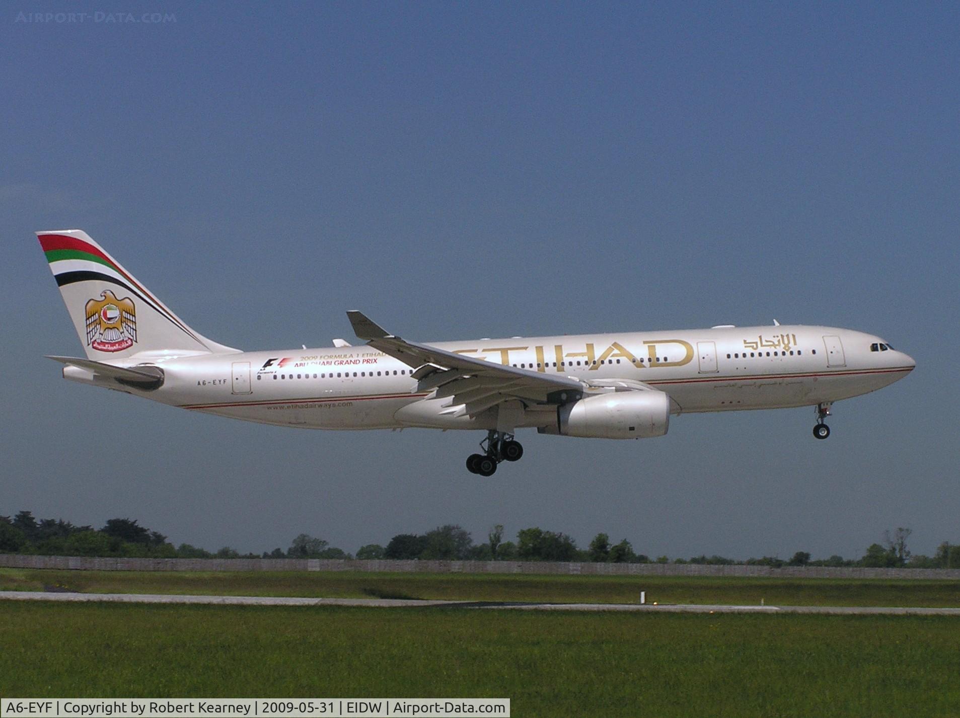 A6-EYF, 2006 Airbus A330-243 C/N 717, Etihad about to touch down