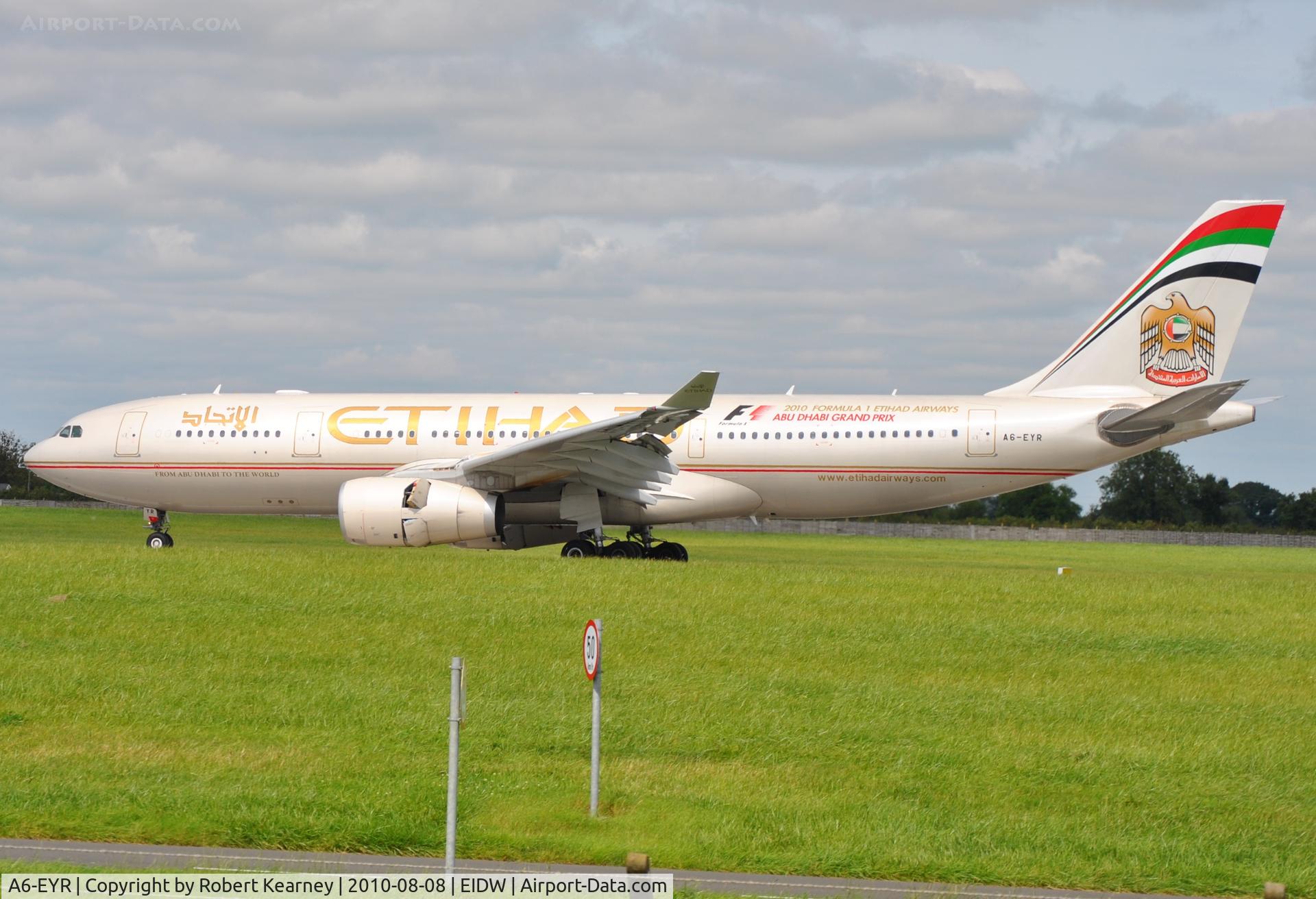 A6-EYR, 2008 Airbus A330-243 C/N 975, Etihad coming to a stop on r/w 28