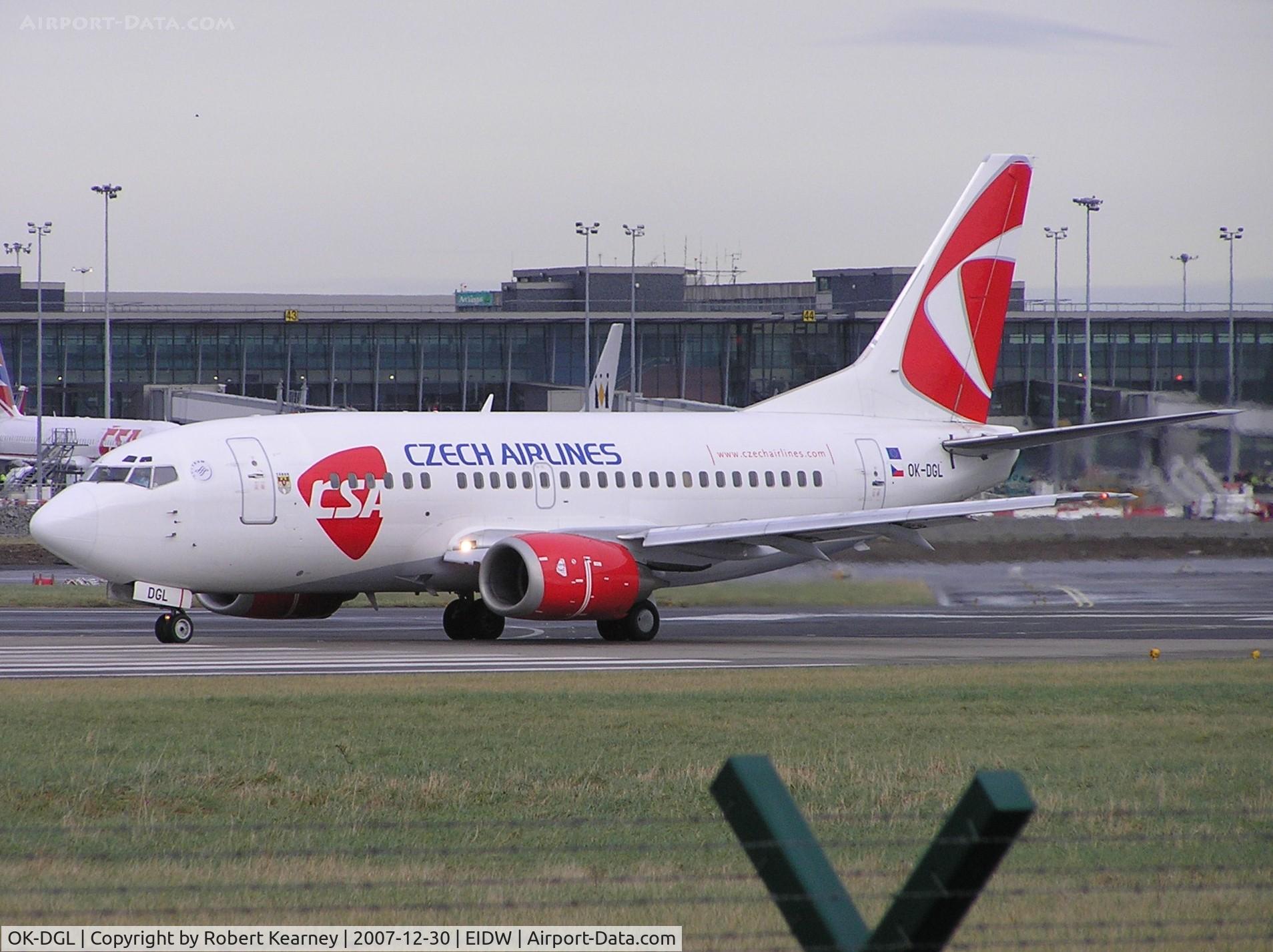 OK-DGL, 1998 Boeing 737-55S C/N 28472, CSA taxiing onto r/w 28