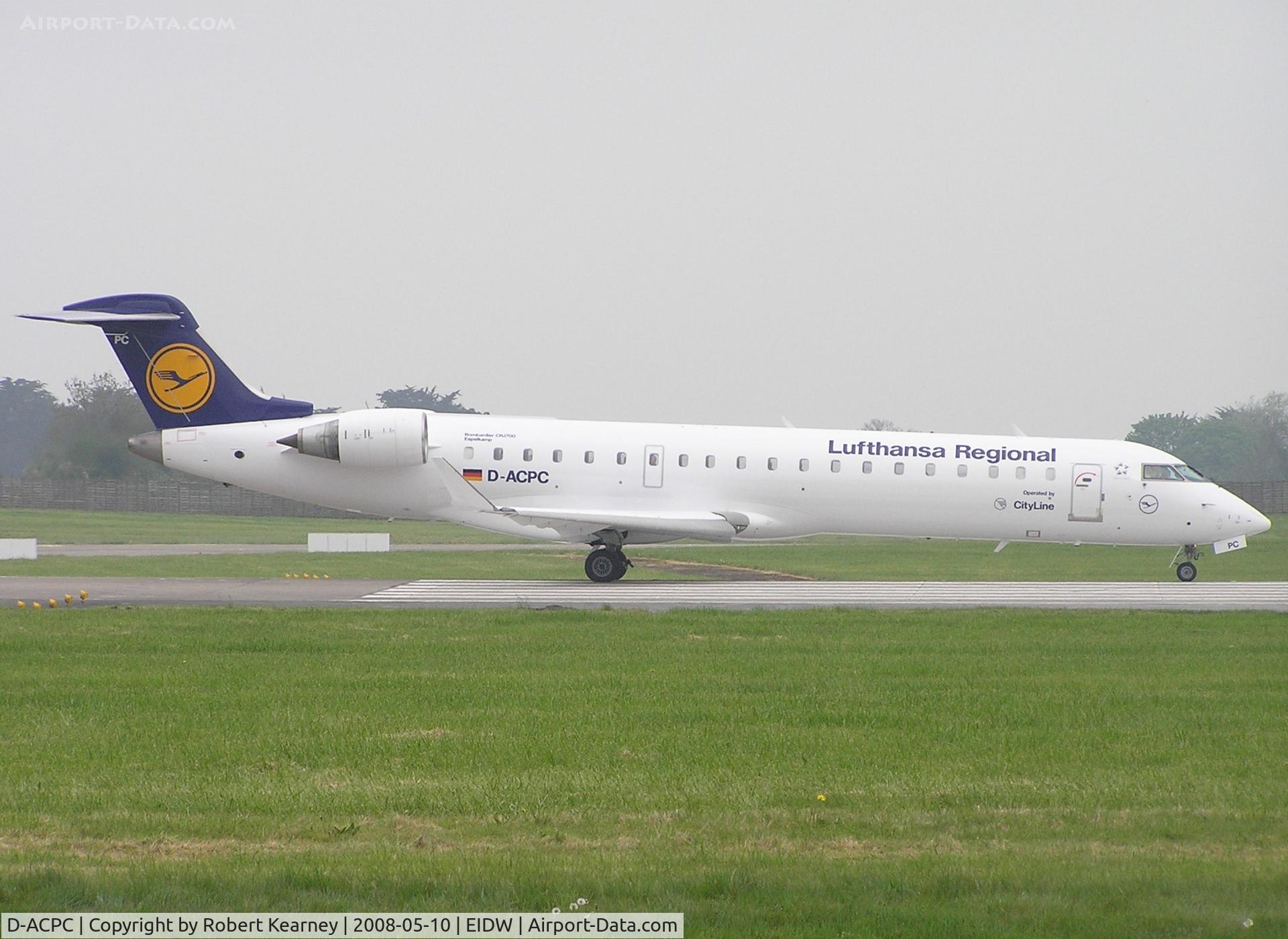 D-ACPC, 2001 Canadair CRJ-701ER (CL-600-2C10) Regional Jet C/N 10014, Lufthansa Regional lined up on r/w 10