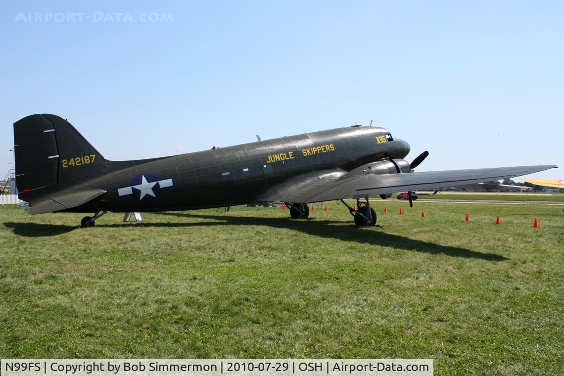 N99FS, Douglas DC-3 (C-47A) C/N 12425, Airventure 2010 - Oshkosh, Wisconsin