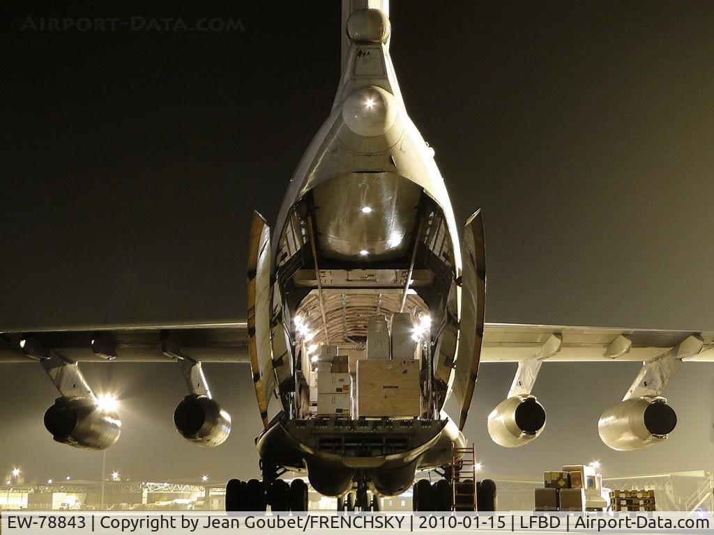 EW-78843, 1990 Ilyushin Il-76TD C/N 1003403082, fret Médecins Sans Frontiéres pour Haiti