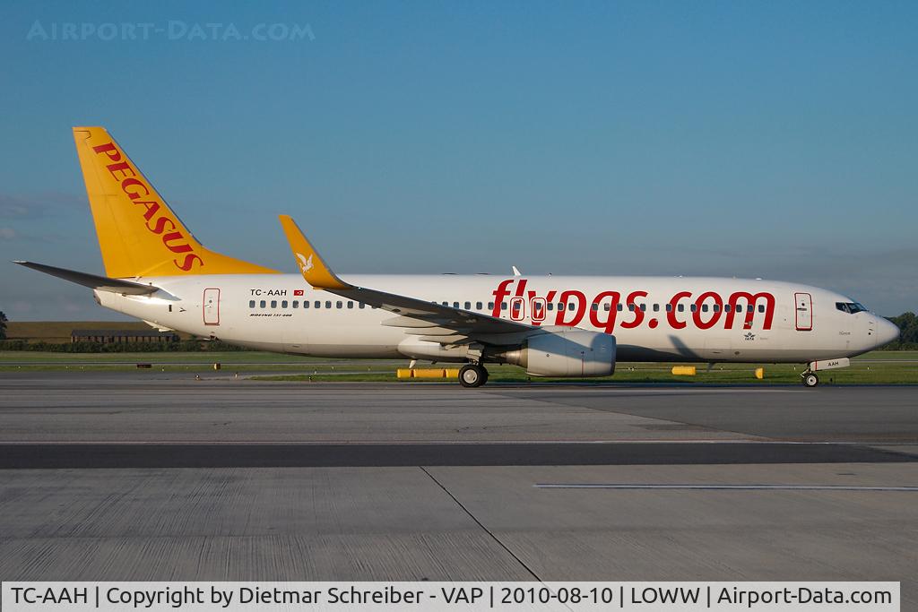 TC-AAH, 2008 Boeing 737-82R C/N 35701/2496, Pegasus Boeing 737-800