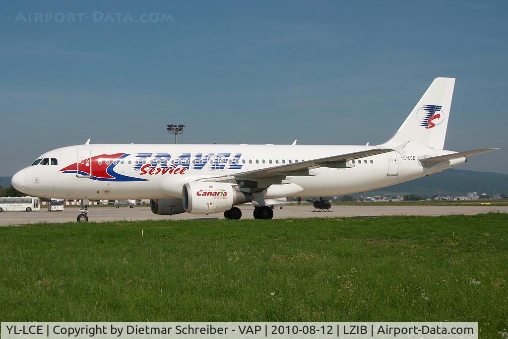 YL-LCE, 1992 Airbus A320-211 C/N 311, Travel Service airbus 320