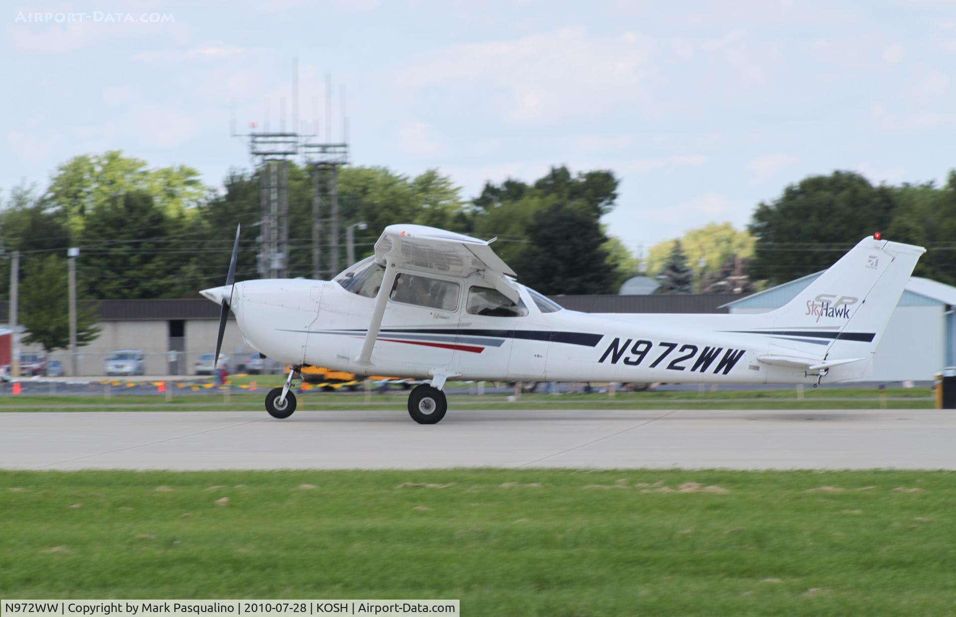 N972WW, 2002 Cessna 172S C/N 172S9072, Cessna 172S