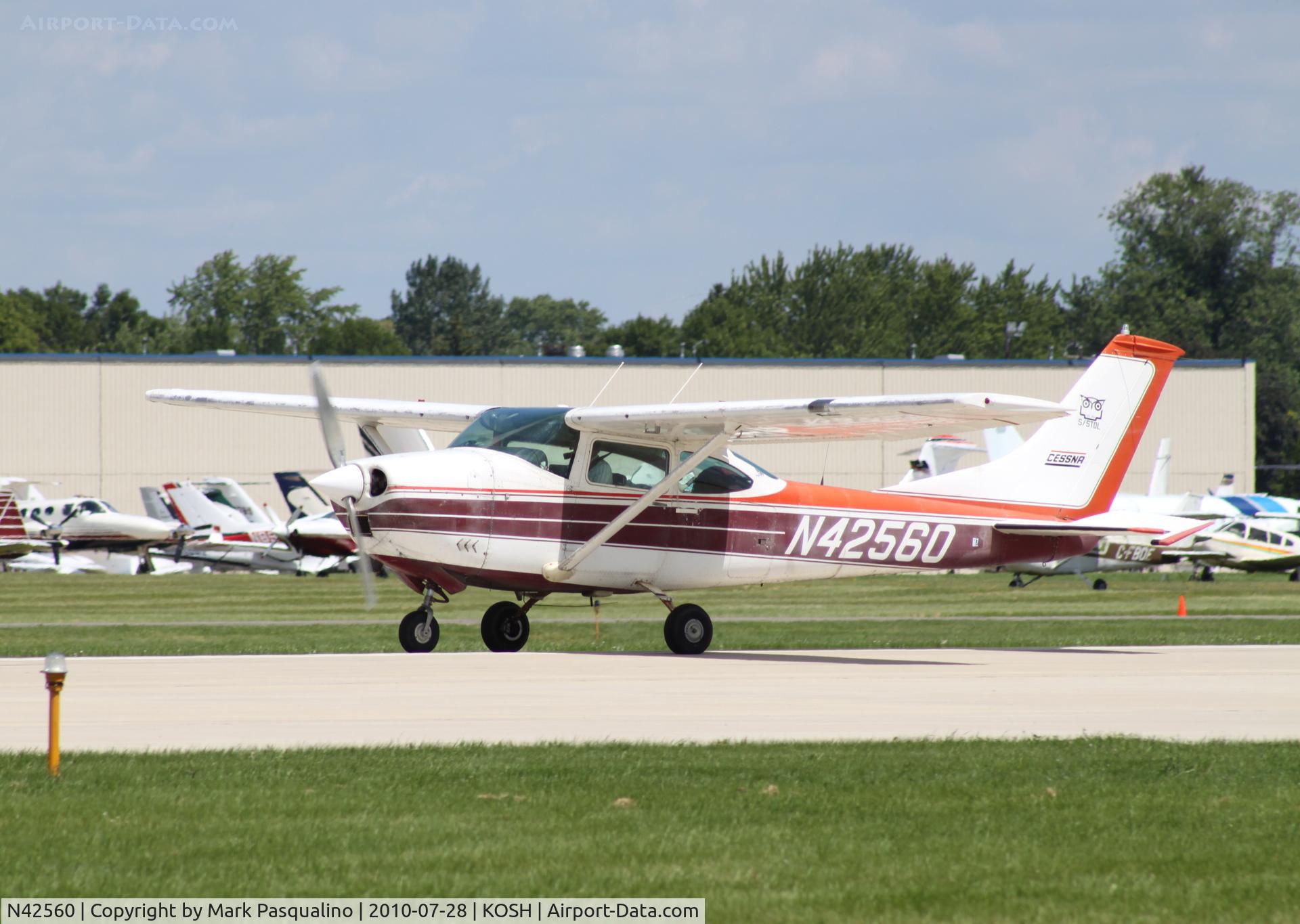 N42560, 1968 Cessna 182L Skylane C/N 18259077, Cessna 182L