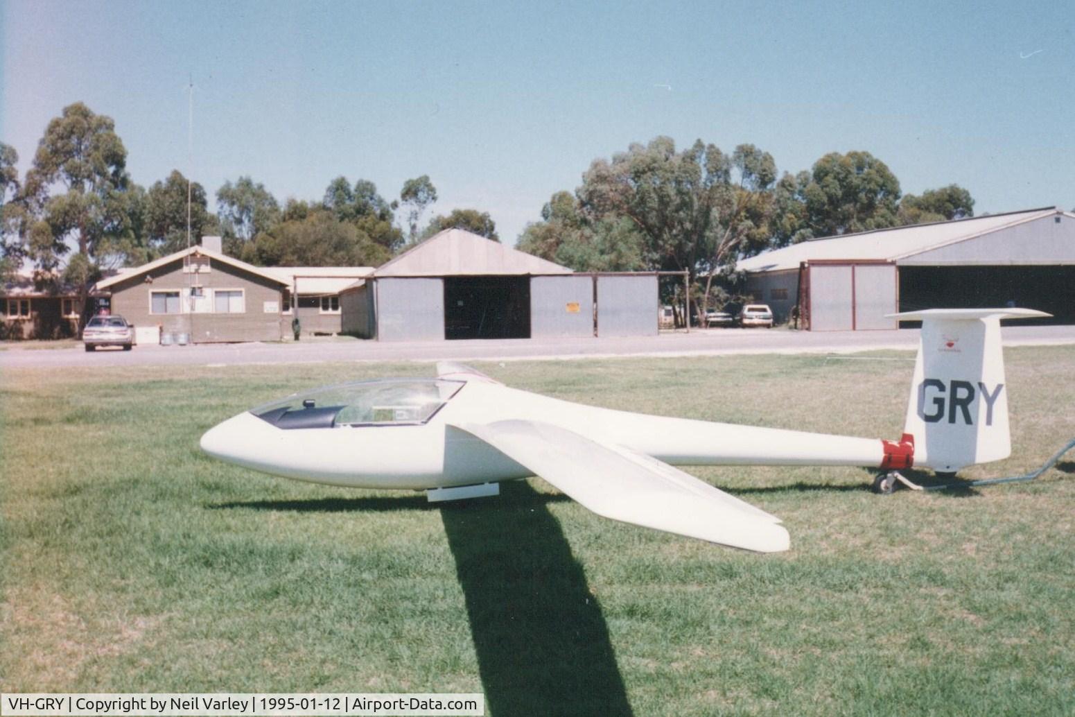 VH-GRY, 1977 Glasflugel 303 Mosquito C/N 62, Ready to go flying!....