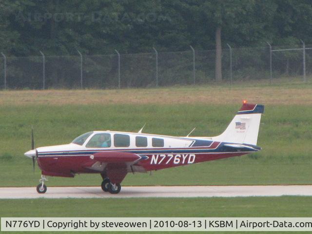 N776YD, 1988 Beech A36 Bonanza 36 C/N E-2463, Bonanza on landing at KSBM