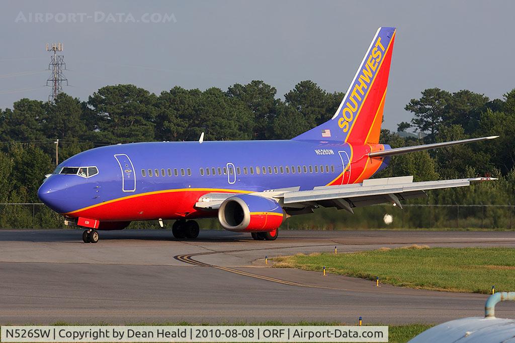 N526SW, 1992 Boeing 737-5H4 C/N 26568, Southwest Airlines N526SW (FLT SWA1331) exiting RWY 5 at taxiway Foxtrot after arrival from Baltimore/Washington Int'l (KBWI).
