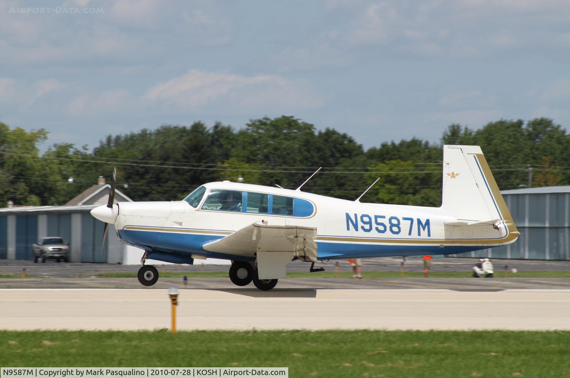 N9587M, 1966 Mooney M20F Executive C/N 670164, Mooney M20F