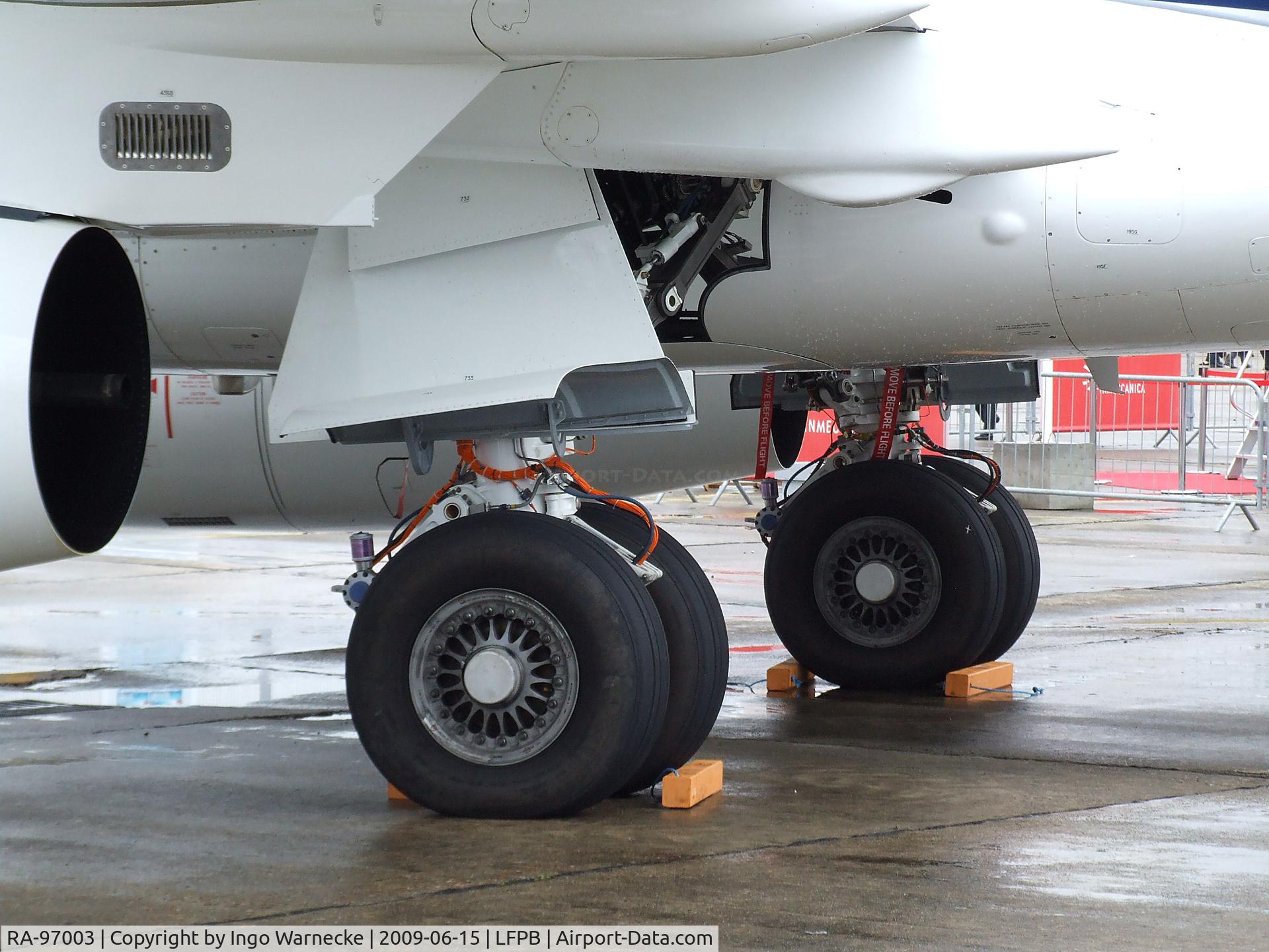 RA-97003, 2008 Sukhoi SuperJet 100-95 C/N 95003, Sukhoi SuperJet 100-95 at Aerosalon Paris 2009