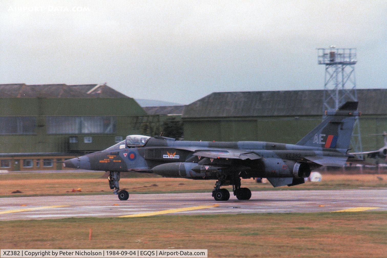 XZ382, 1977 Sepecat Jaguar GR.1 C/N S.147, Jaguar GR.1 of 14 Squadron at RAF Bruggen leaving the active runway for the Visiting Aircraft Section at RAF Lossiemouth in September 1984.