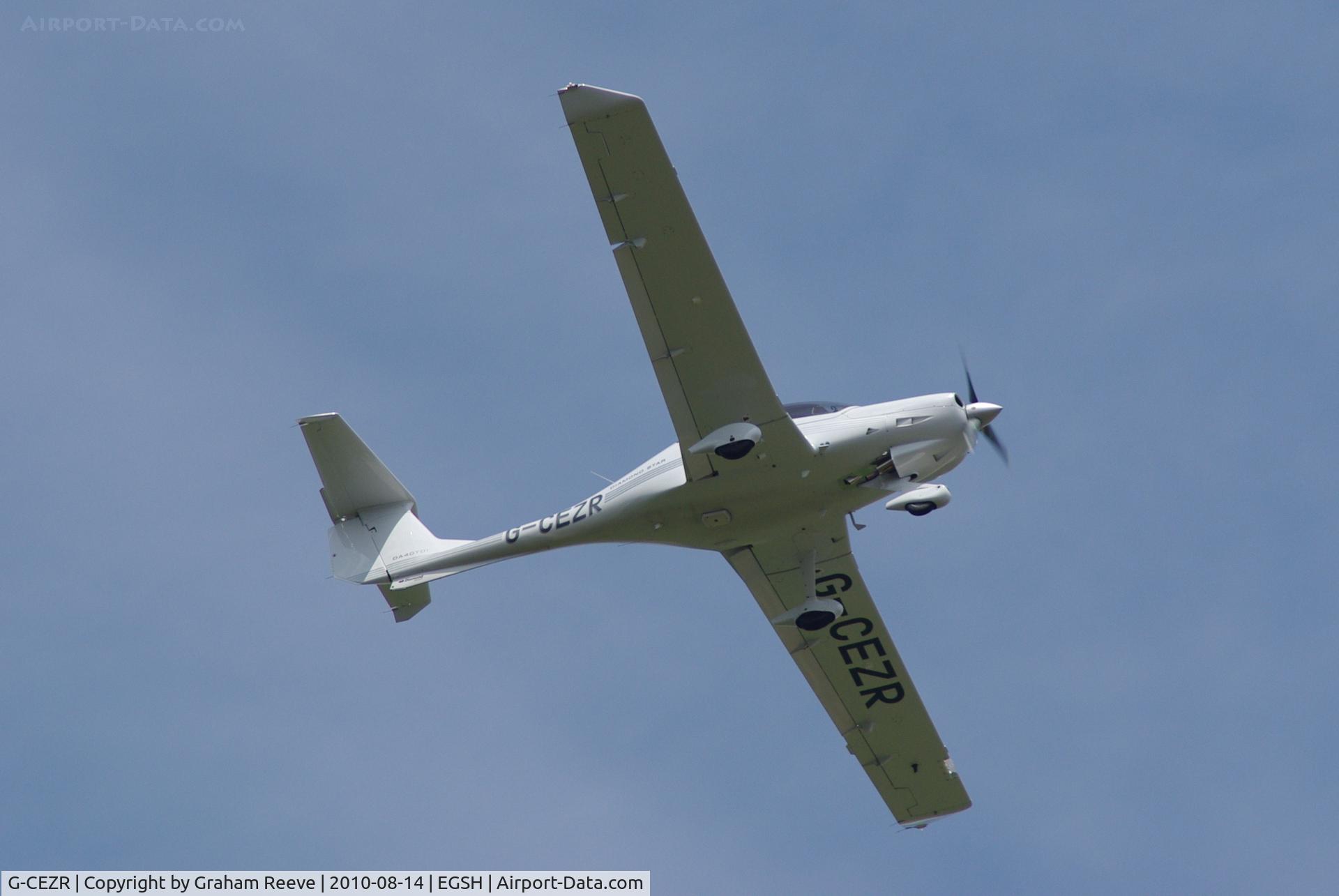 G-CEZR, 2008 Diamond DA-40D Diamond Star C/N D4.343, Departing from Norwich.