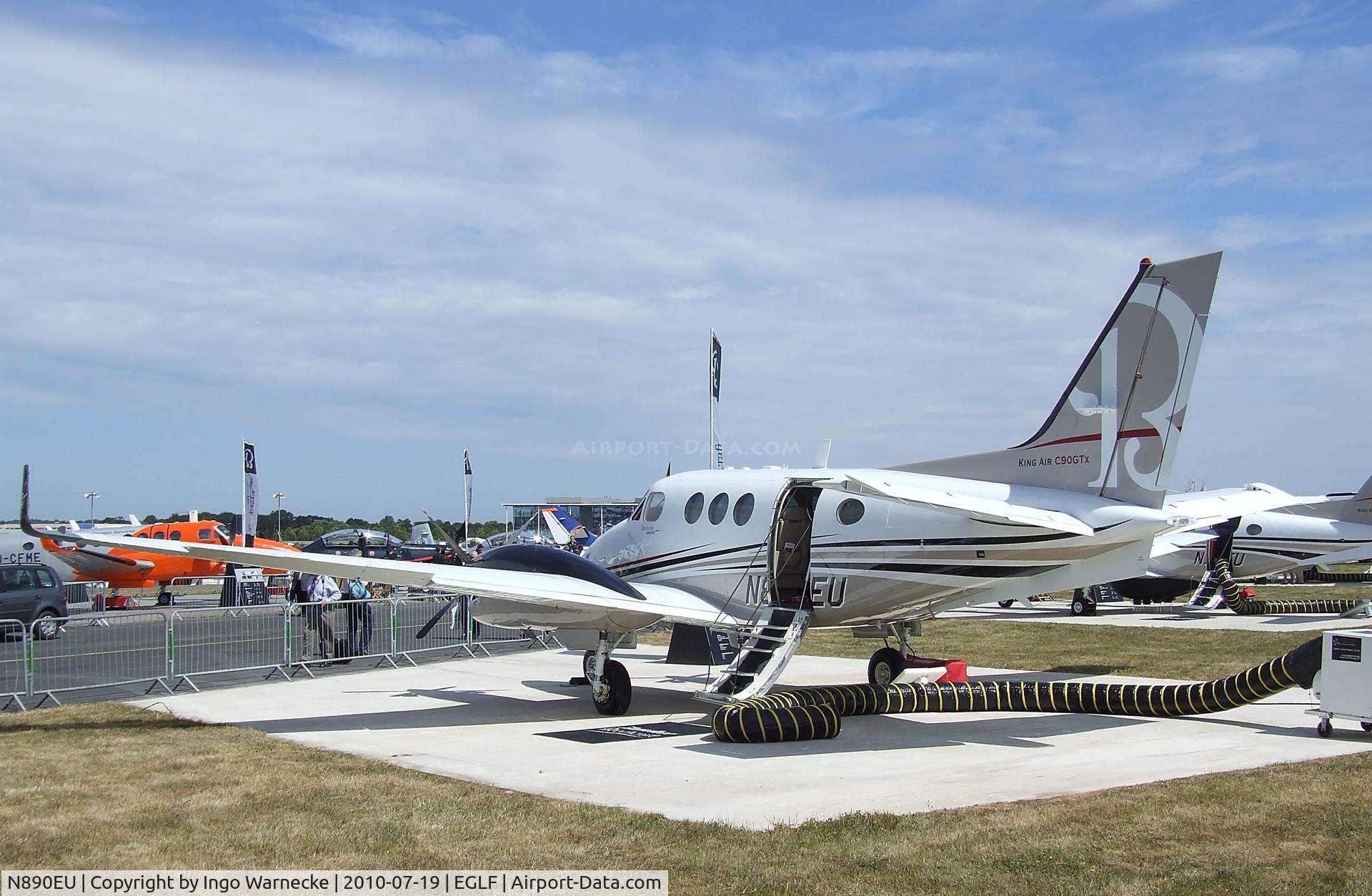 N890EU, Hawker Beechcraft Corp C90GTI King Air C/N LJ-1978, Beechcraft King Air C90GTX at Farnborough International 2010