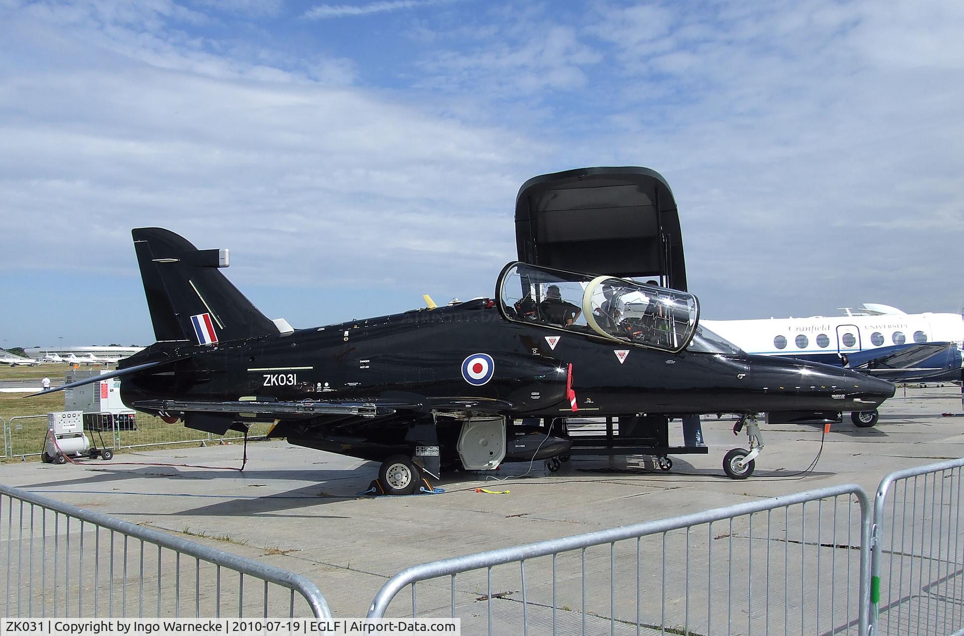 ZK031, 2009 British Aerospace Hawk T2 C/N RT022/1260, BAe Hawk T2 of the RAF at Farnborough International 2010