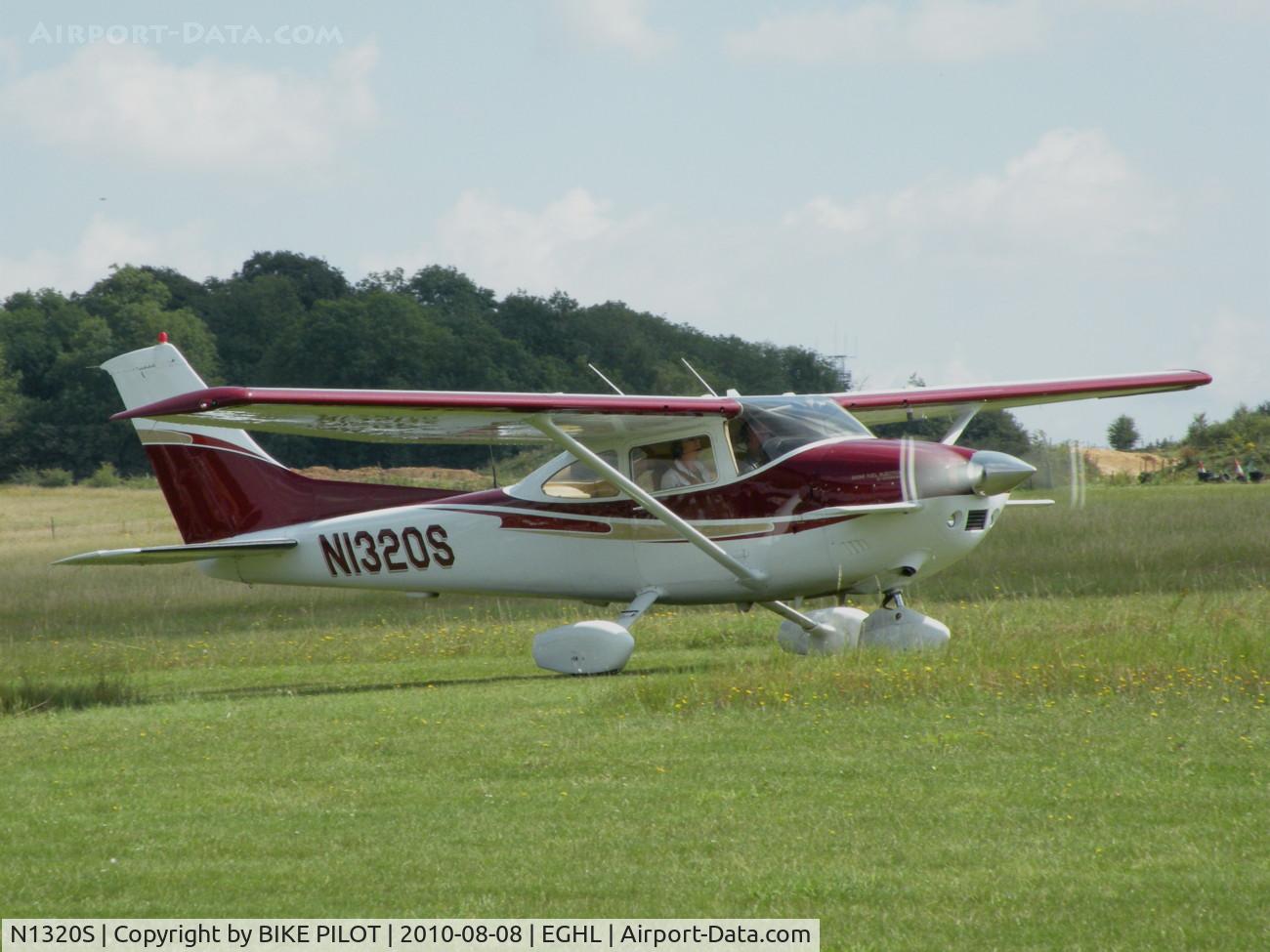 N1320S, 1976 Cessna 182P Skylane C/N 18264884, STOL 182P TAXYING IN. POPHAM AUSTER FLY-IN 2010-08-08.