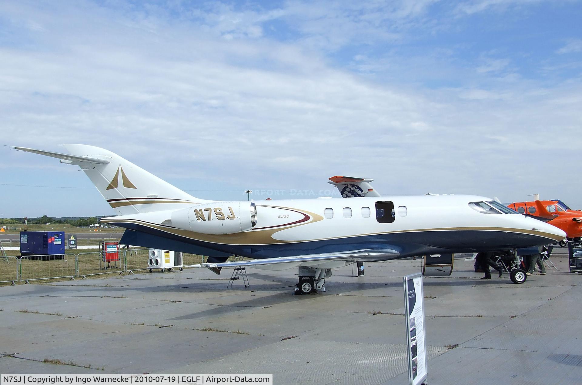 N7SJ, 2007 Sino Swearingen SJ30-2 C/N 007, Sino Swearingen SJ30-2 at Farnborough International 2010