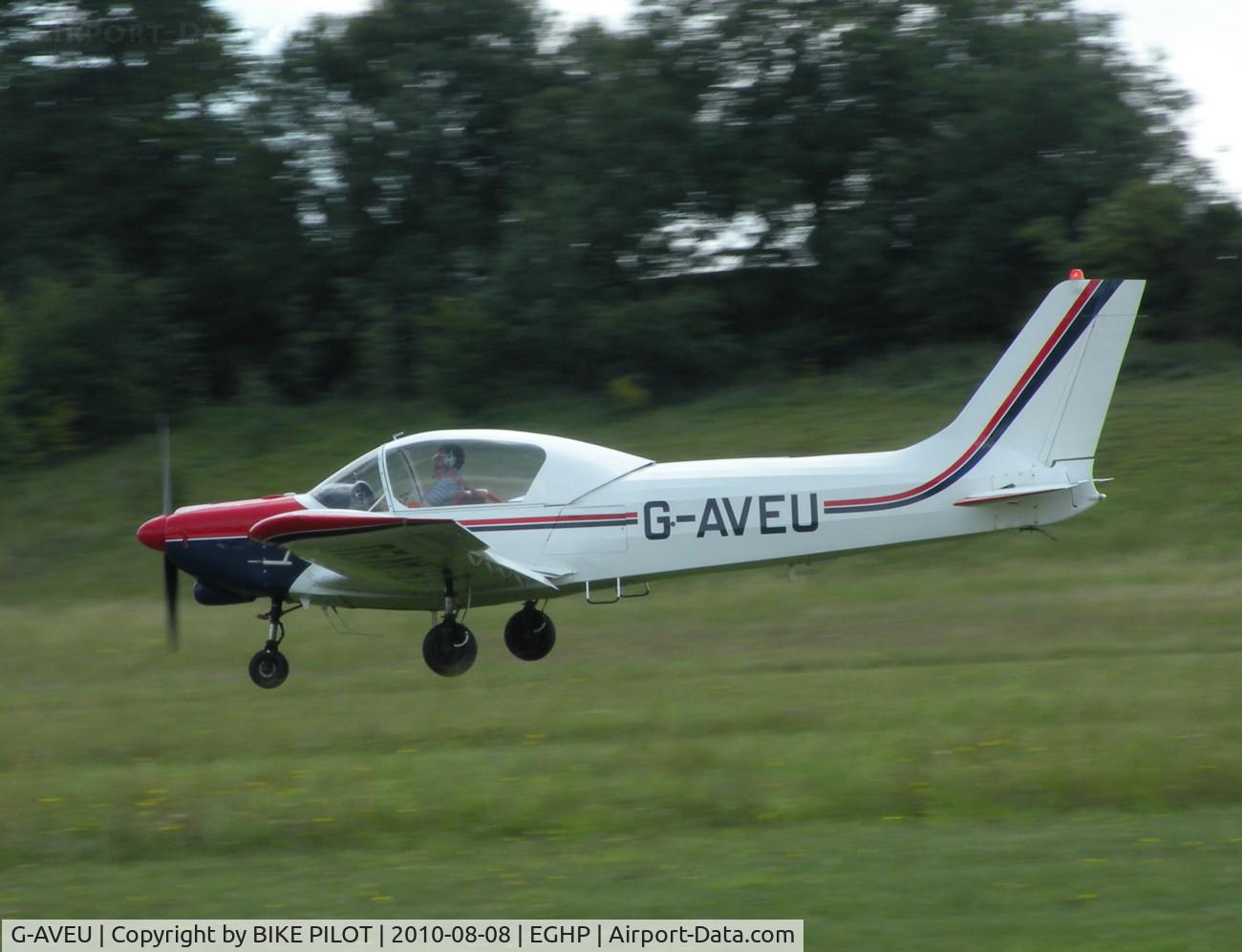 G-AVEU, 1967 Wassmer WA-41 Baladou C/N 136, ECHO UNIFORM LANDING RWY 03. POPHAM AUSTER FLY-IN 2010-08-08.