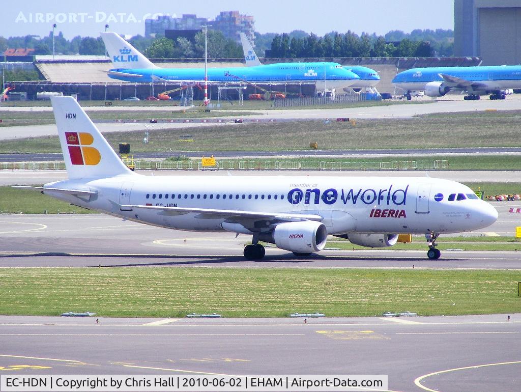 EC-HDN, 1999 Airbus A320-214 C/N 1087, Iberia wearing the One World scheme