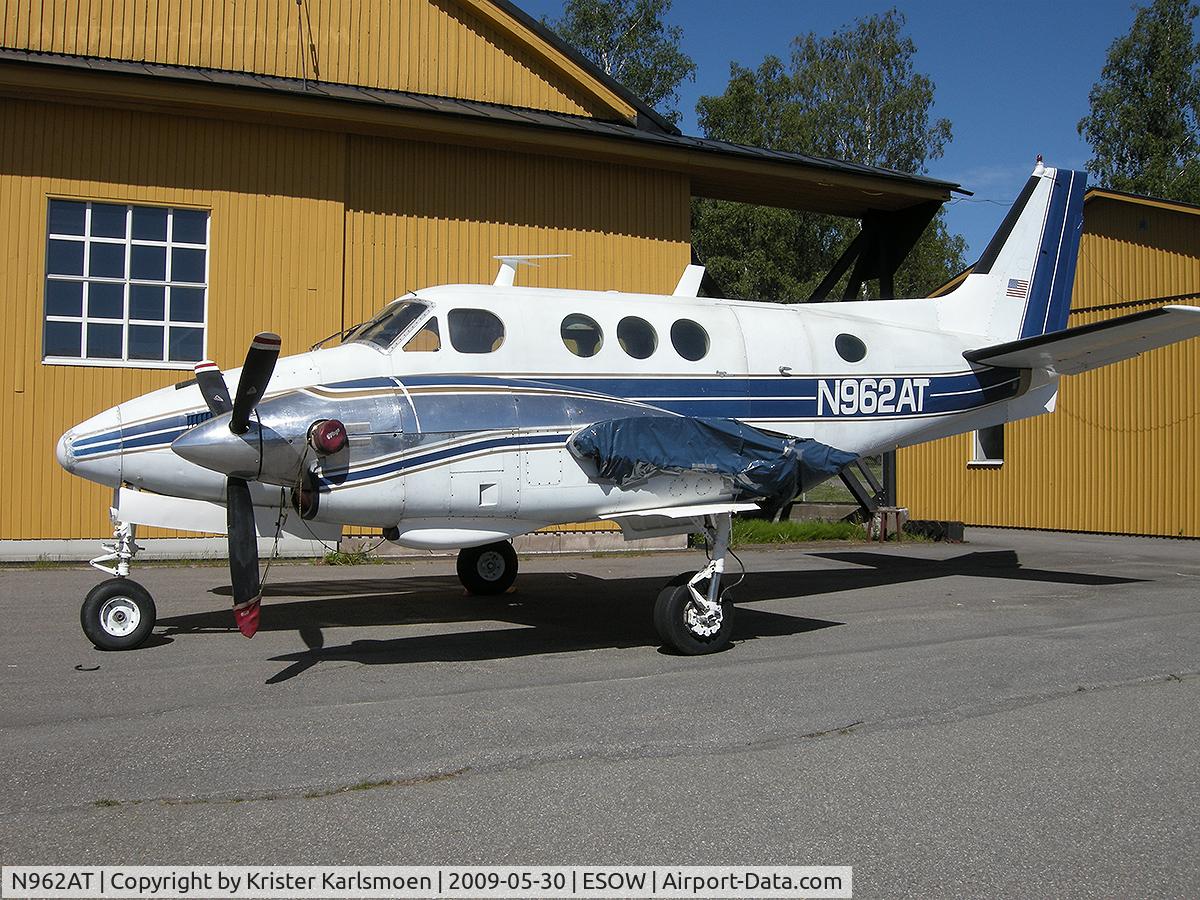 N962AT, 1966 Beech 65-A90 C/N LJ-207, Instructional Airframe.