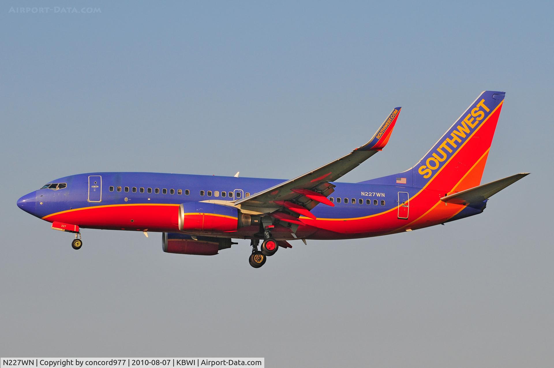 N227WN, 2005 Boeing 737-7H4 C/N 34450, Seen at KBWI on 8/7/2010