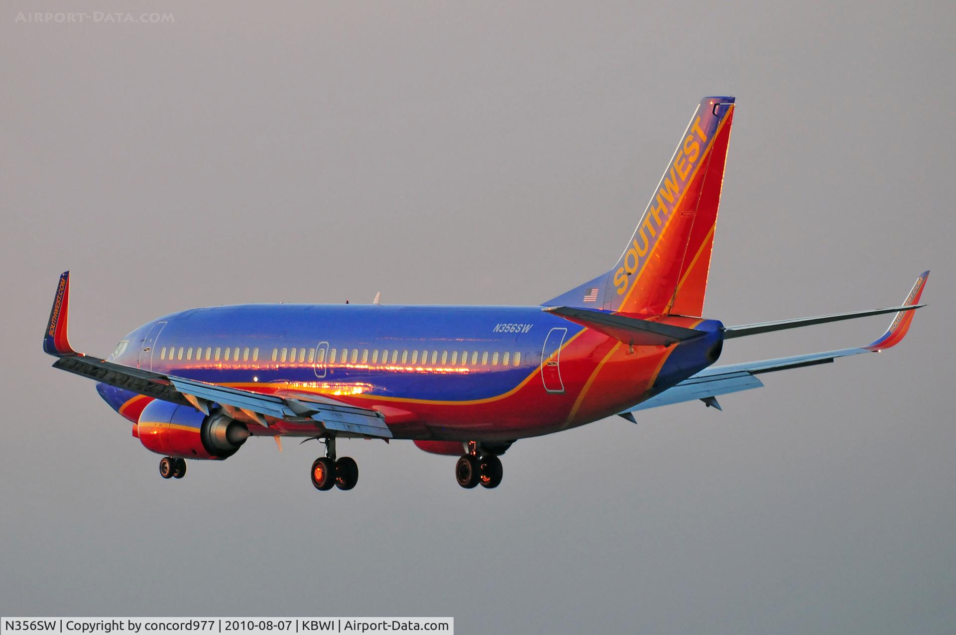 N356SW, 1991 Boeing 737-3H4 C/N 25251, Seen at KBWI on 8/7/2010
