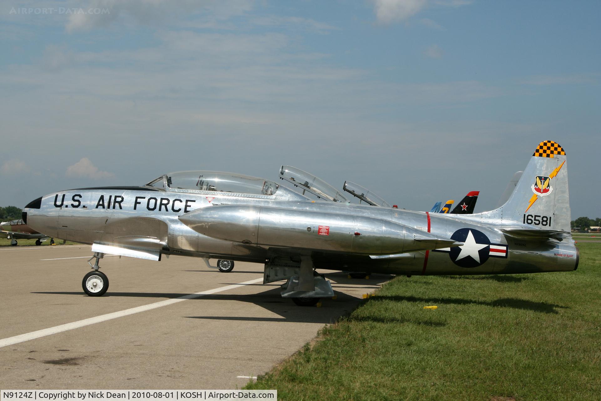 N9124Z, 1951 Lockheed T-33B Shooting Star C/N 580-5915, KOSH C/N 580-5913 information posted from the FAA database is incorrect