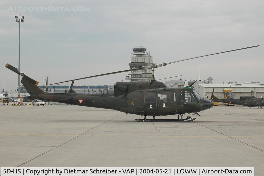 5D-HS, Agusta AB-212 C/N 5615, Austrian Air Force Bell 212