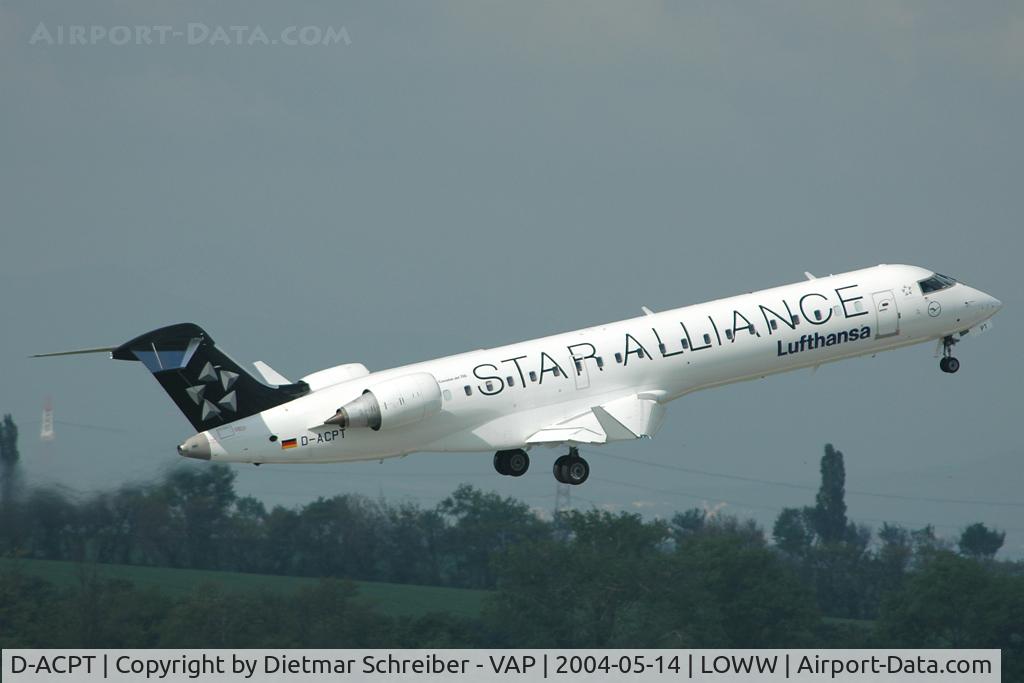 D-ACPT, 2003 Canadair CRJ-701ER (CL-600-2C10) Regional Jet C/N 10103, Lufthansa regional Regionaljet 700