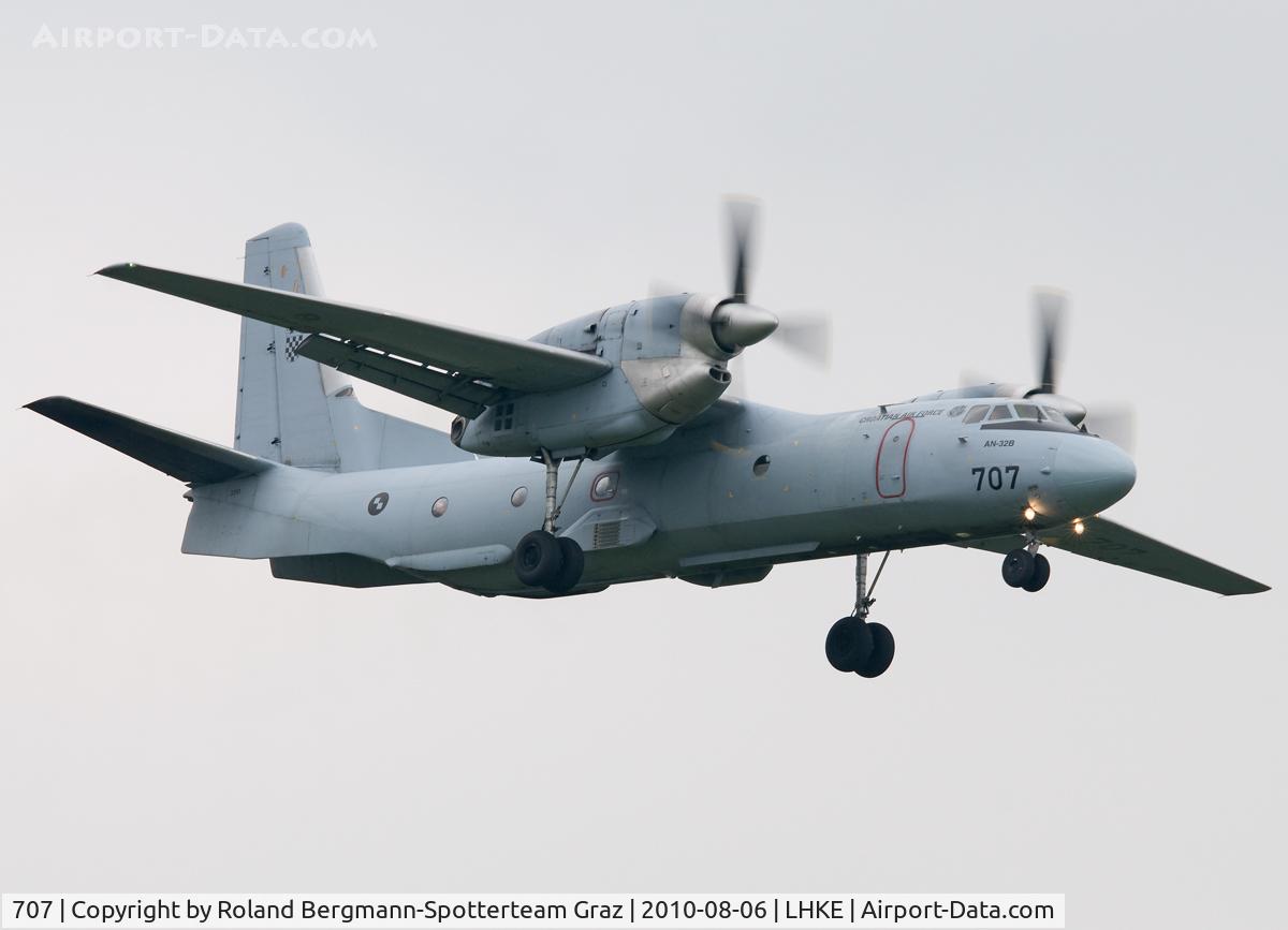 707, 1993 Antonov An-32B C/N 3310, Antonov An-32