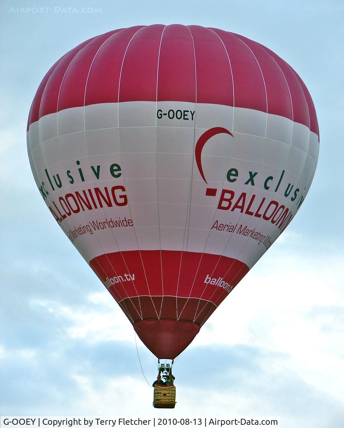 G-OOEY, 2010 Kubicek BB22Z C/N 767, Manufacturer: BALONY KUBICEK SPOL. S R.0. 
Type: BB22Z 
Serial No.: 767 
at 2010 Bristol Balloon Fiesta