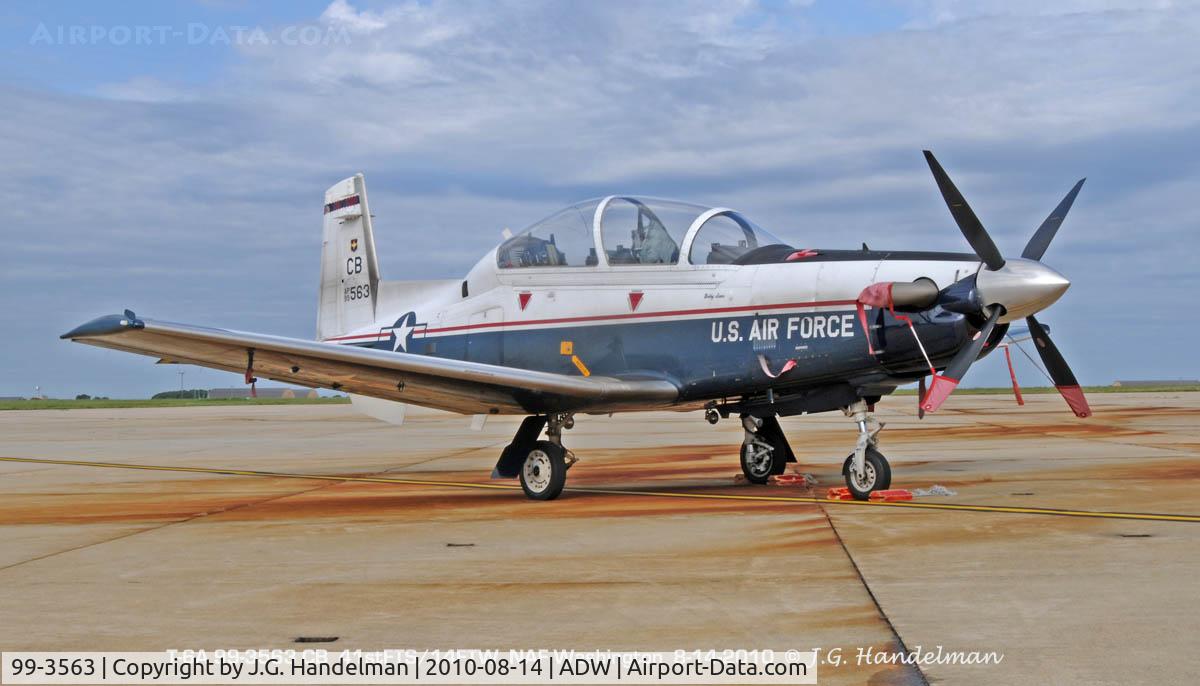 99-3563, 1999 Raytheon T-6A Texan II C/N PT-67, early morning Texan II at NAF Washington